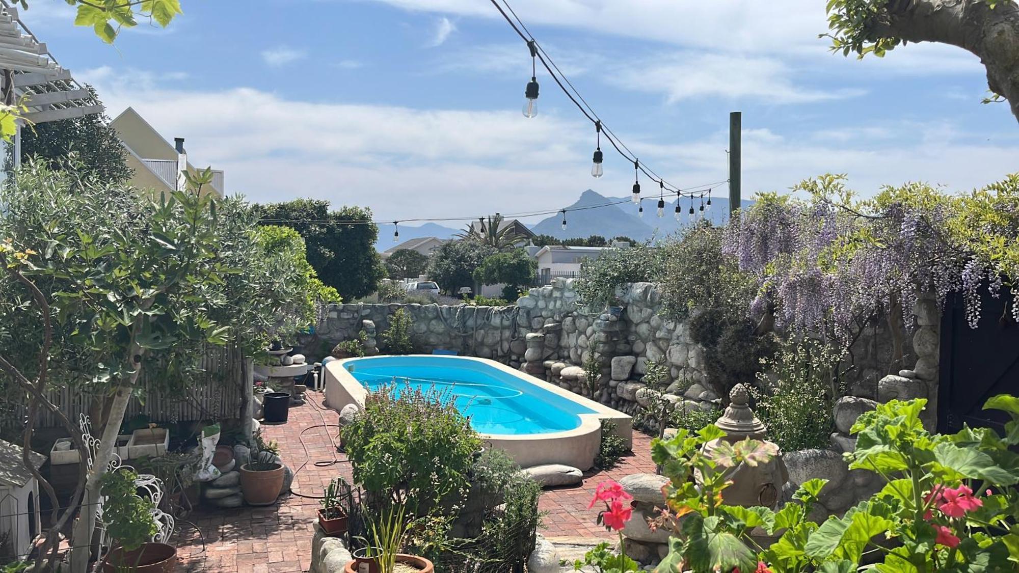 Storyhouse In Kommetjie Buitenkant foto