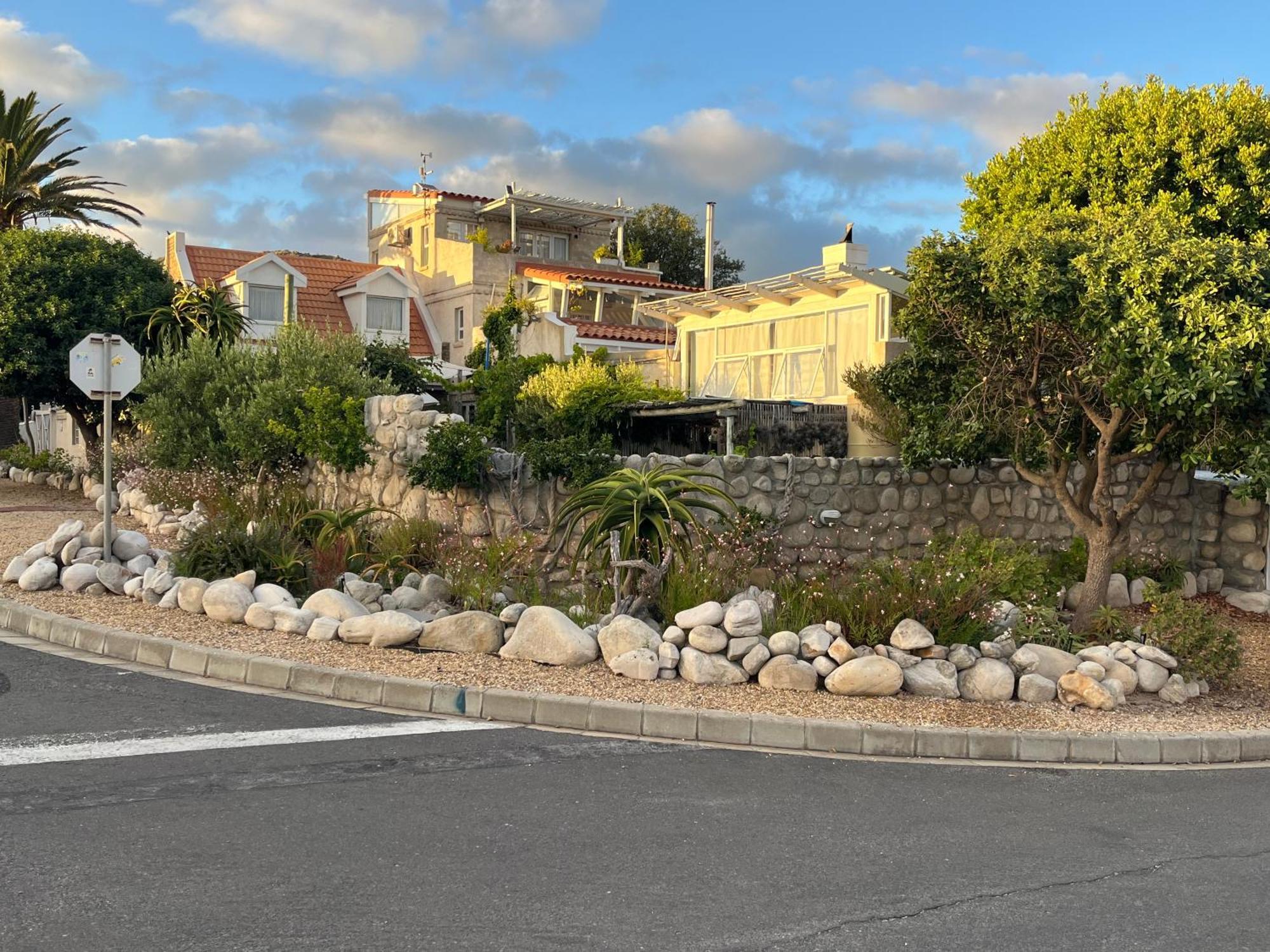 Storyhouse In Kommetjie Buitenkant foto